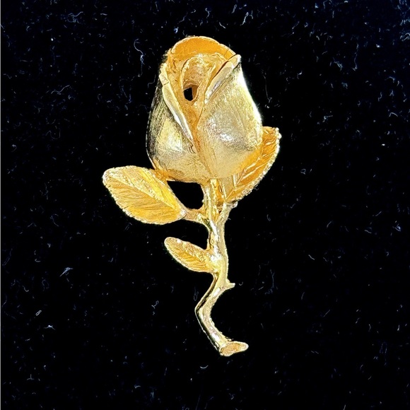 Vintage Signed DFA Gold Tone Rose Flower Brooch Pin Dubarry Fifth Avenue - Picture 2 of 8